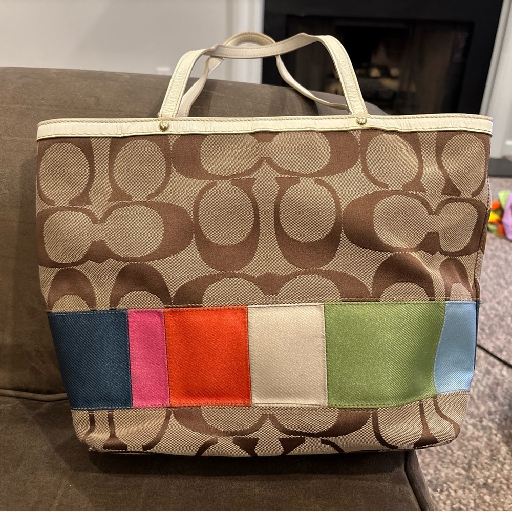 Coach 10859 Signature Multi Color Canvas